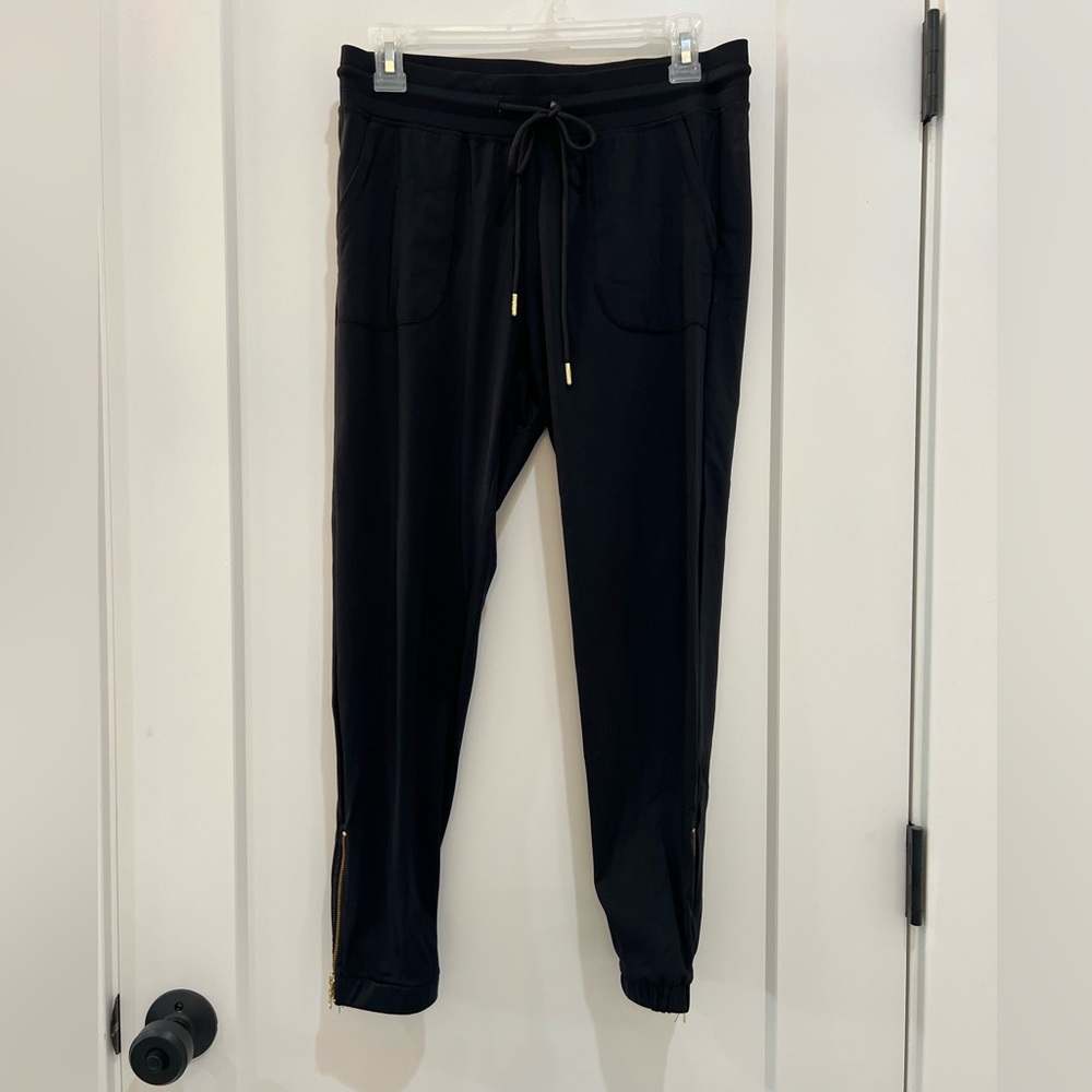 Zyia black Peak joggers (short 24”) Size XS.